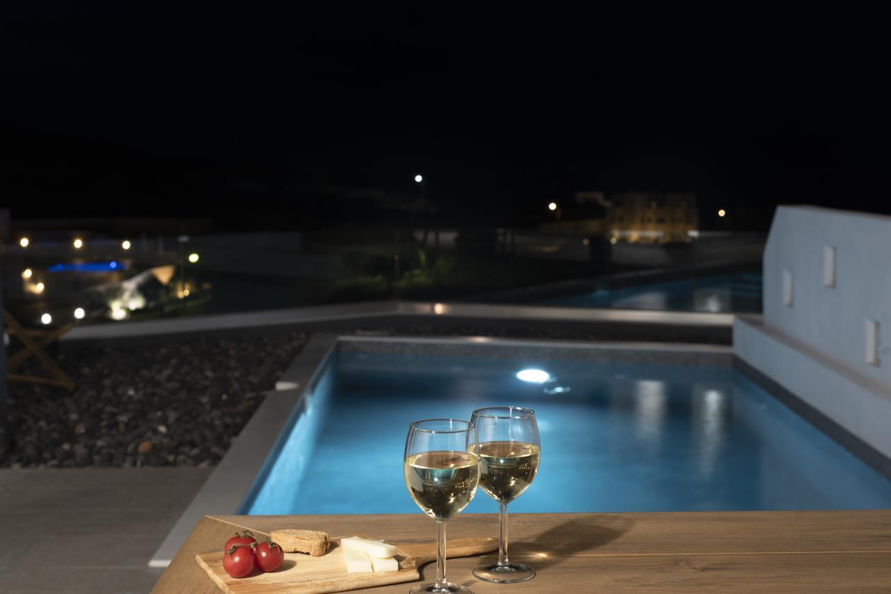 Valery Suites Fira  Ngoại thất bức ảnh